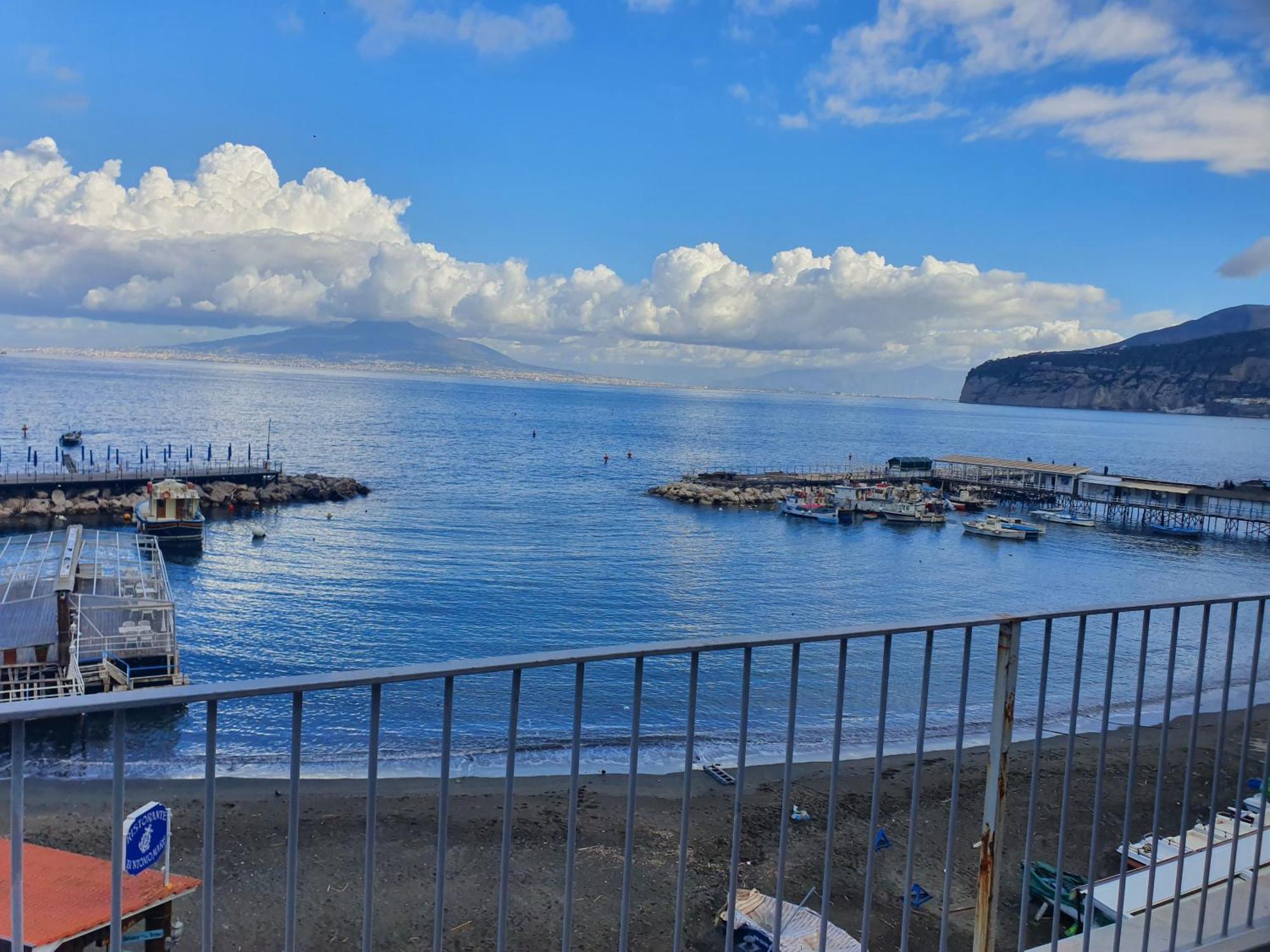 Il Borgo Antico Sorrento Sea Viewアパートメント エクステリア 写真