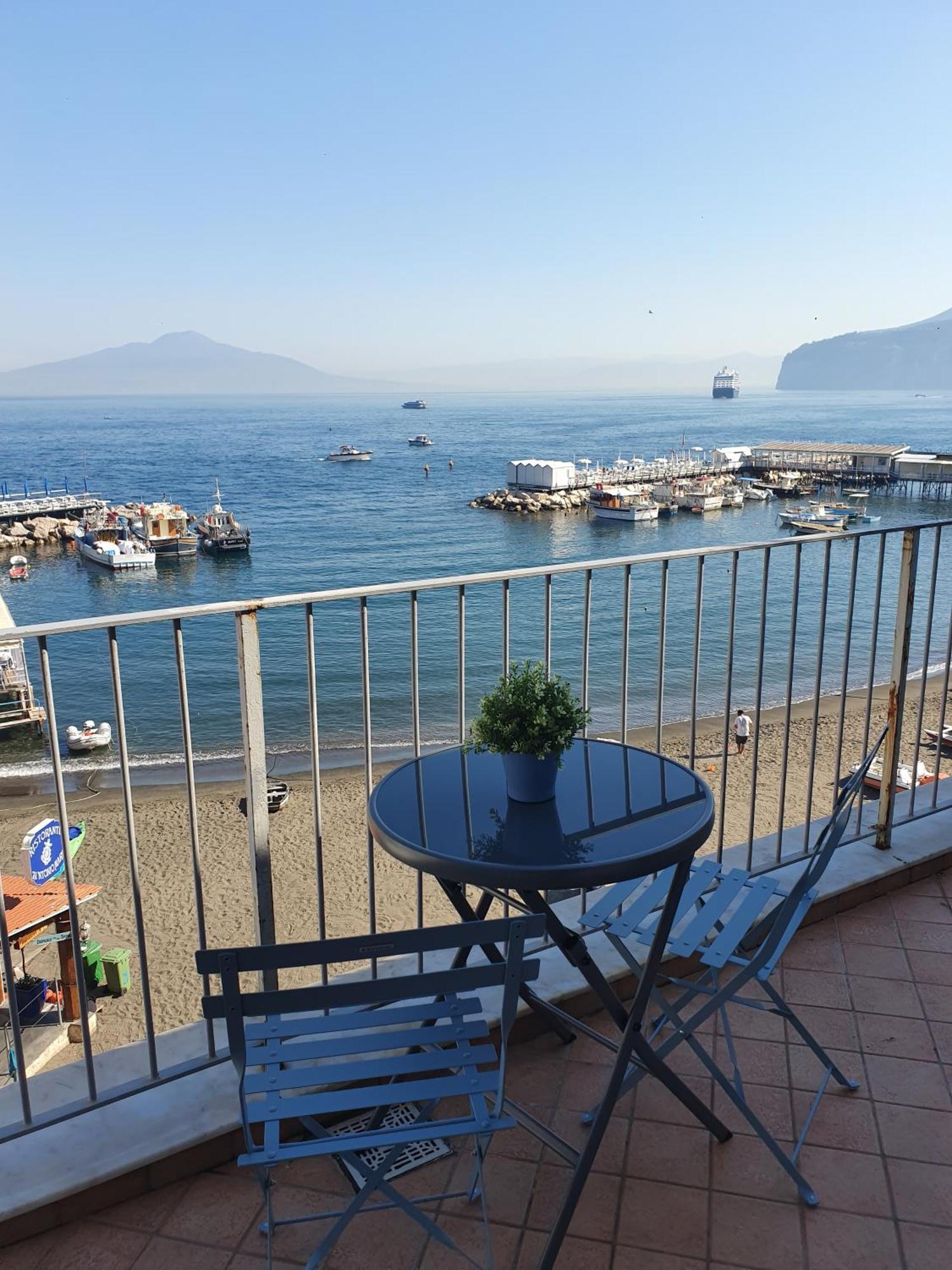 Il Borgo Antico Sorrento Sea Viewアパートメント エクステリア 写真