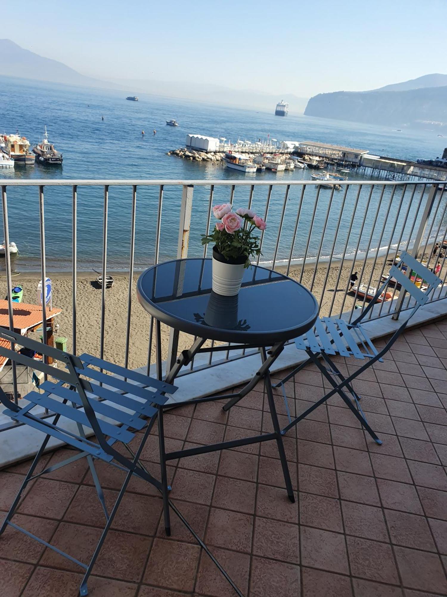 Il Borgo Antico Sorrento Sea Viewアパートメント エクステリア 写真