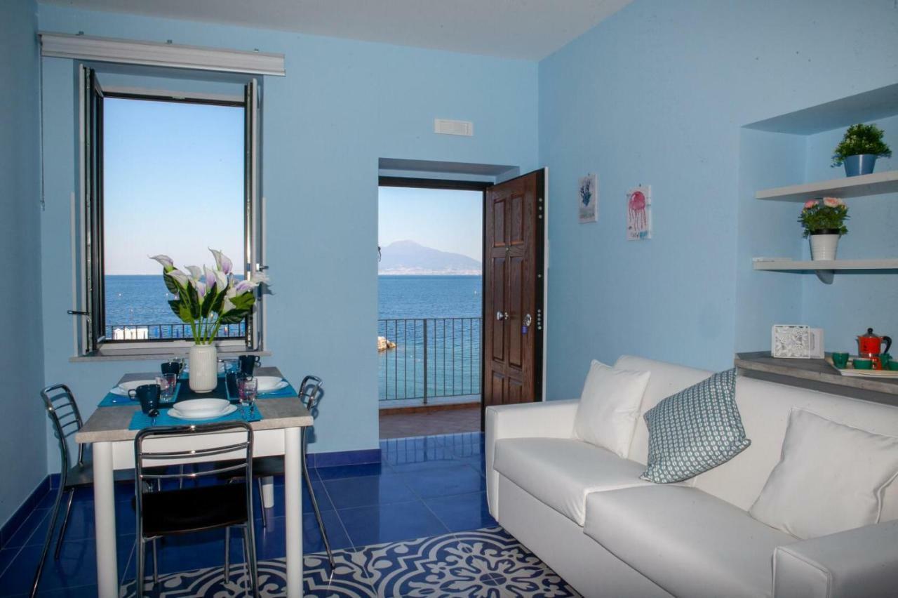 Il Borgo Antico Sorrento Sea Viewアパートメント エクステリア 写真