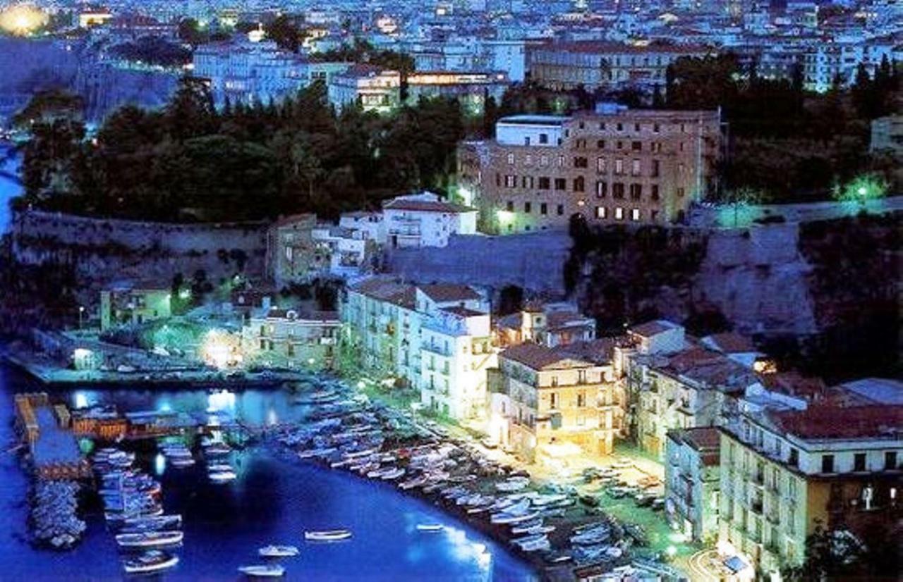 Il Borgo Antico Sorrento Sea Viewアパートメント エクステリア 写真
